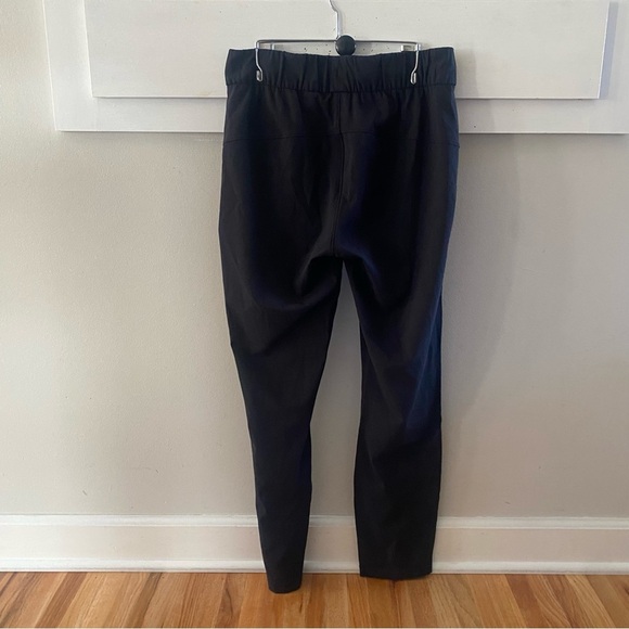 Lululemon On The Fly Pant *28" Black Size 4 Travel - Picture 5 of 5